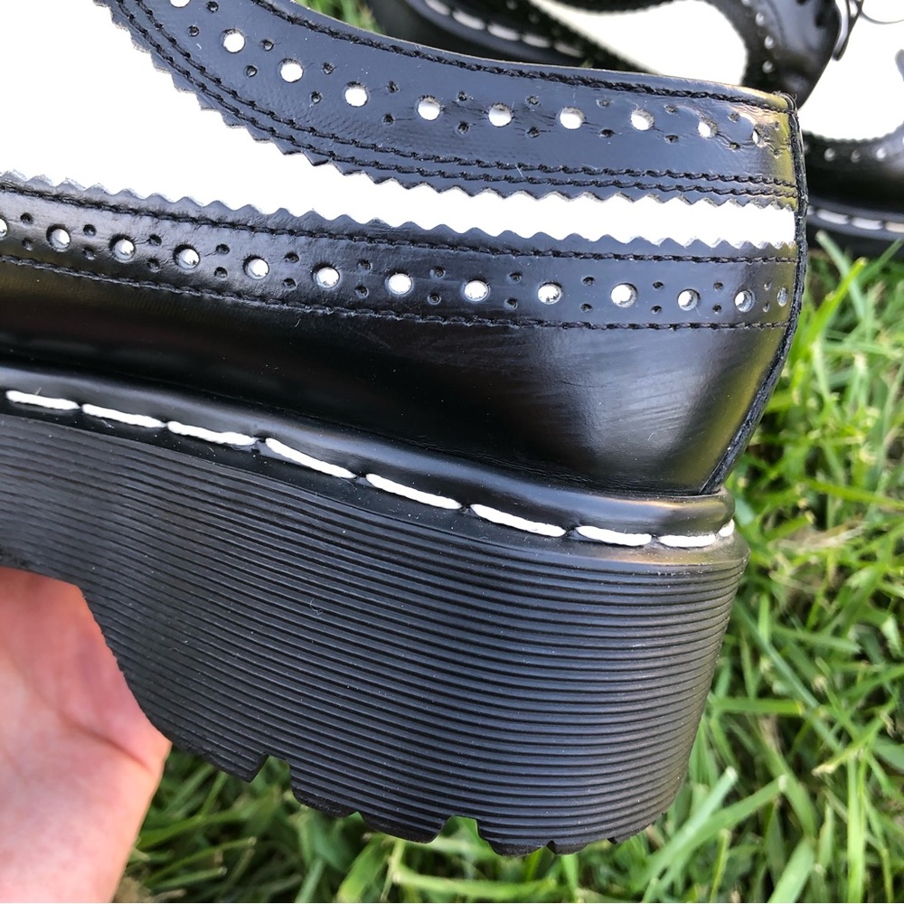 Rare Dr. Martens 3989 Tuxedo Wingtip Brogue Platform Oxfords - Picture 10 of 16